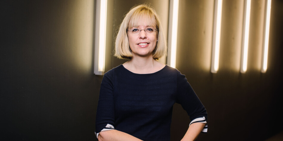 Direktør Åse Wetås i Språkrådet vil ha betre statistikk over bruken av norsk og engelsk i undervisninga i høgare utdanning. Foto: Språkrådet Direktør Åse Wetås i Språkrådet vil ha betre statistikk over bruken av norsk og engelsk i undervisninga i høgare utdanning. Foto: Språkrådet