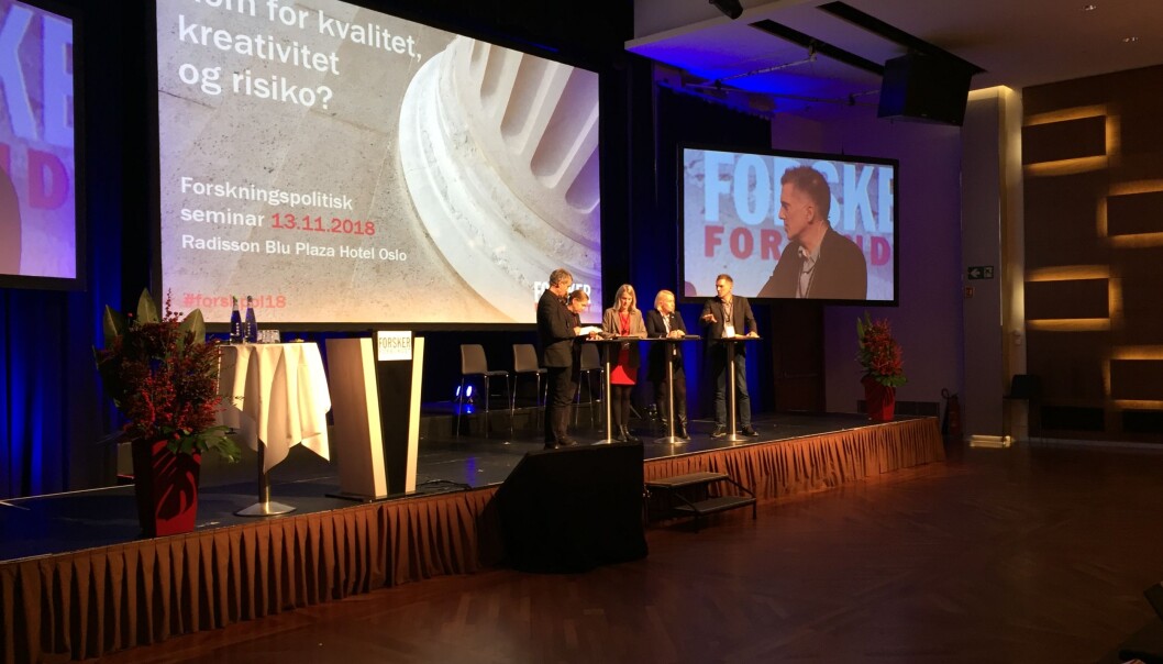 Paneldebatt hos Forskerforbundet. Paneldebatt hos Forskerforbundet.