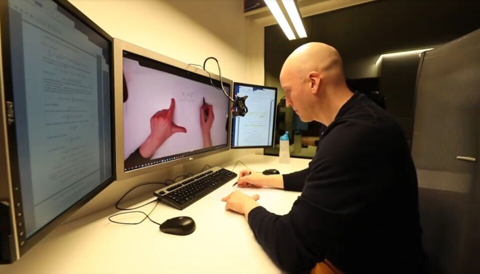 Per Kristian Rekdal gir sine beste tips til videokontakt med studenter. Foto: Skjermdump / Arild Waagbø