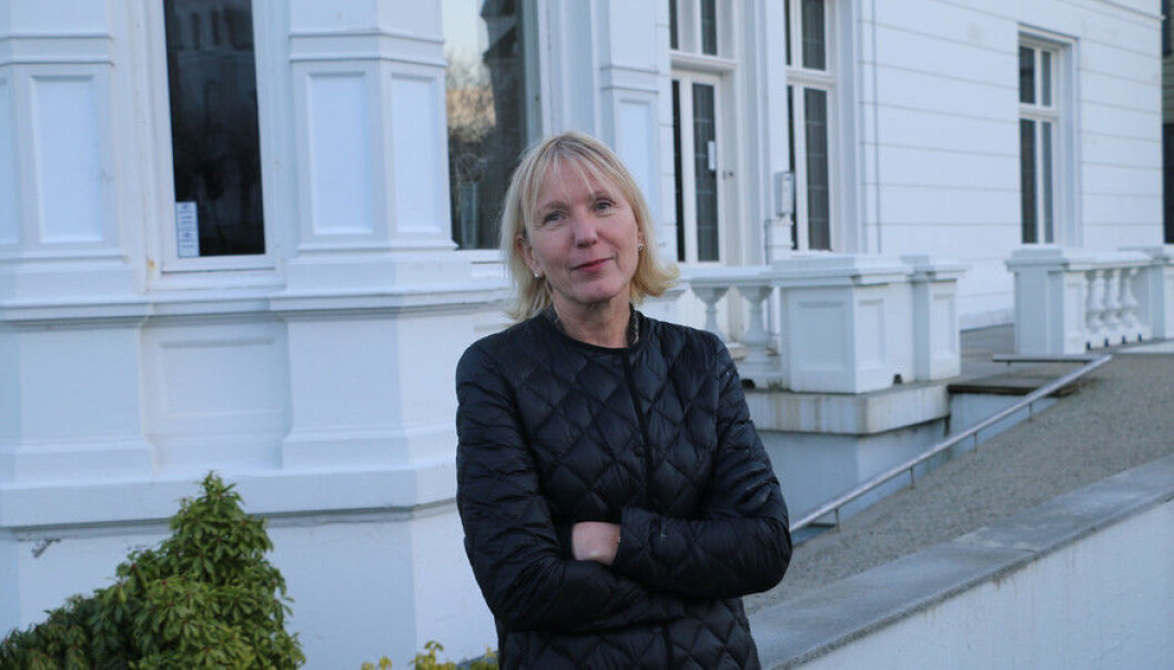 Rektoratene ved universitetene i Bergen, Trondheim, Tromsø og Oslo stiller seg bak at avtalen med forlaget Elsevier ikke blir forlenget, her representert ved prorektor i Bergen, Margareth Hagen. Foto: Hilde Kristin Strand Rektoratene ved universitetene i Bergen, Trondheim, Tromsø og Oslo stiller seg bak at avtalen med forlaget Elsevier ikke blir forlenget, her representert ved prorektor i Bergen, Margareth Hagen. Foto: Hilde Kristin Strand