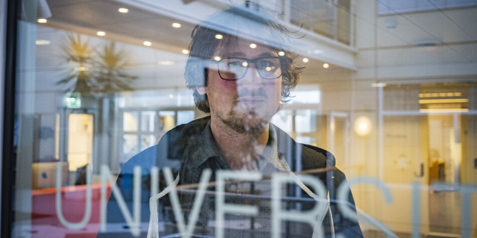 Martin Bore, leder for Universitetet i Oslo sitt responsteam for datahendelser UiO-CERT, forteller om nye målrettede dataangrep mot ansatte og studenter. Foto: Torkjell Trædal Martin Bore, leder for Universitetet i Oslo sitt responsteam for datahendelser UiO-CERT, forteller om nye målrettede dataangrep mot ansatte og studenter. Foto: Torkjell Trædal