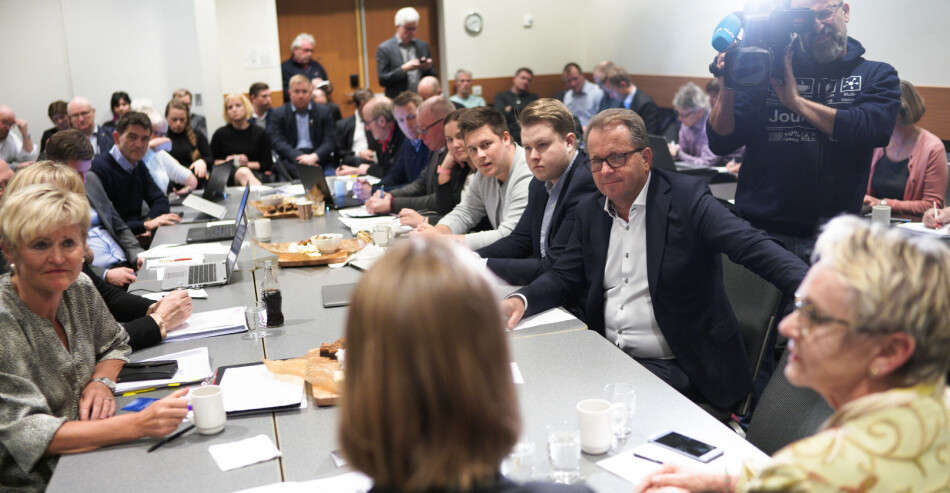 Forsknings- og høyere utdanningsminister, Iselin Nybø, møter styret ved Nord universitet og gjør det klart at de må vedta studiestedsstrukturen sin selv. Foto: Ketil Blom Haugstulen Forsknings- og høyere utdanningsminister, Iselin Nybø, møter styret ved Nord universitet og gjør det klart at de må vedta studiestedsstrukturen sin selv. Foto: Ketil Blom Haugstulen