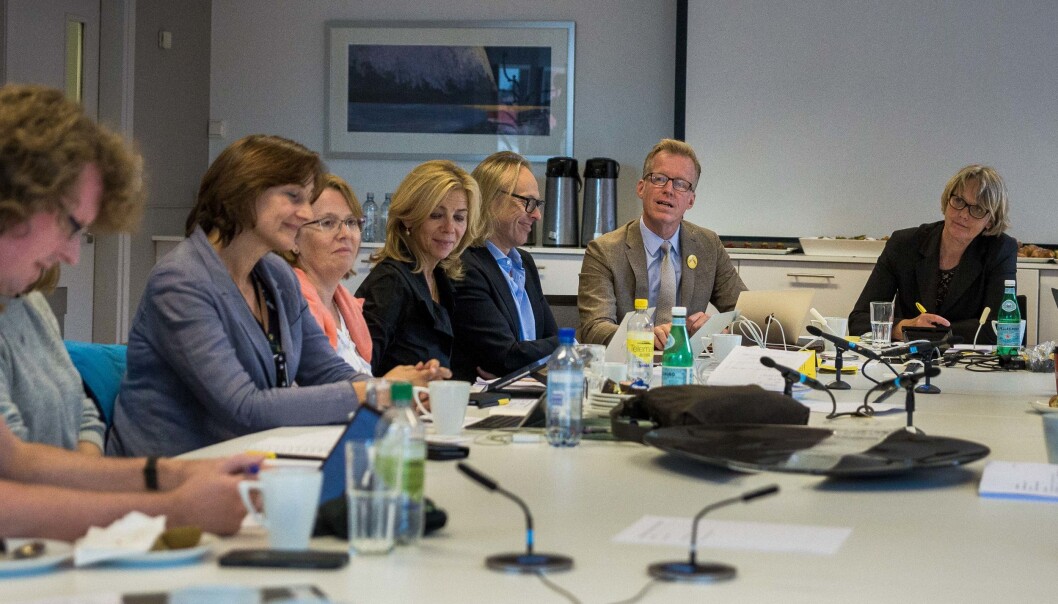 Fra styyremøte ved osloMet høsten 2018. En ny rappoort fra et av instituttene på OsloMet, NIBR, viser at universitetet har en lang vei å gå for å få etablert et godt demokrati. Foto: Siri Øverland Eriksen Fra styyremøte ved osloMet høsten 2018. En ny rappoort fra et av instituttene på OsloMet, NIBR, viser at universitetet har en lang vei å gå for å få etablert et godt demokrati. Foto: Siri Øverland Eriksen