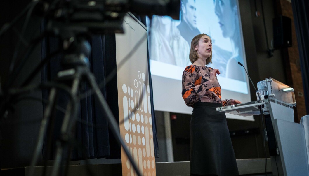 Iselin Nybø er bekymret for norske studenter som ønsker å søke seg til utveksling i Storbritannia denne høsten. Bekymringen gjelder særlig de som er koblet på Erasmus-programmet. Foto: Siri Øverland Eriksen Iselin Nybø er bekymret for norske studenter som ønsker å søke seg til utveksling i Storbritannia denne høsten. Bekymringen gjelder særlig de som er koblet på Erasmus-programmet. Foto: Siri Øverland Eriksen