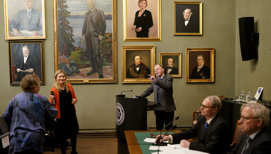Det Norske Videnskaps-Akademi er en landsomfattende, tverrfaglig organisasjon med hensikt å fremme vitenskap. Organisasjonen ble stiftet i 1857. Det Norske Videnskaps-Akademi er en landsomfattende, tverrfaglig organisasjon med hensikt å fremme vitenskap. Organisasjonen ble stiftet i 1857.