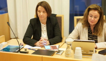 Regjeringsadvokat Hilde Lund og spesialrådgiver i Kunnskapsdepartementet, Bente Mørck Krogdahl, under rettssaken mot Langeland i desember 2018. Foto: Ketil Blom Haugstule Regjeringsadvokat Hilde Lund og spesialrådgiver i Kunnskapsdepartementet, Bente Mørck Krogdahl, under rettssaken mot Langeland i desember 2018. Foto: Ketil Blom Haugstule
