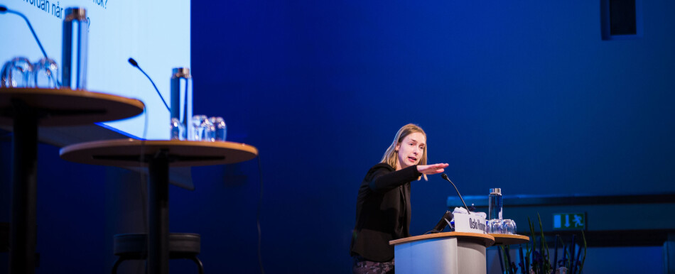 Iselin Nybø får pepper fordi Stortinget stemte ned forslag om nasjonal konsekvensutredning av Plan S. Nybø mener dette arbeidet må gjøres på internasjonalt nivå. Foto: Siri Øverland Eriksen Iselin Nybø får pepper fordi Stortinget stemte ned forslag om nasjonal konsekvensutredning av Plan S. Nybø mener dette arbeidet må gjøres på internasjonalt nivå. Foto: Siri Øverland Eriksen
