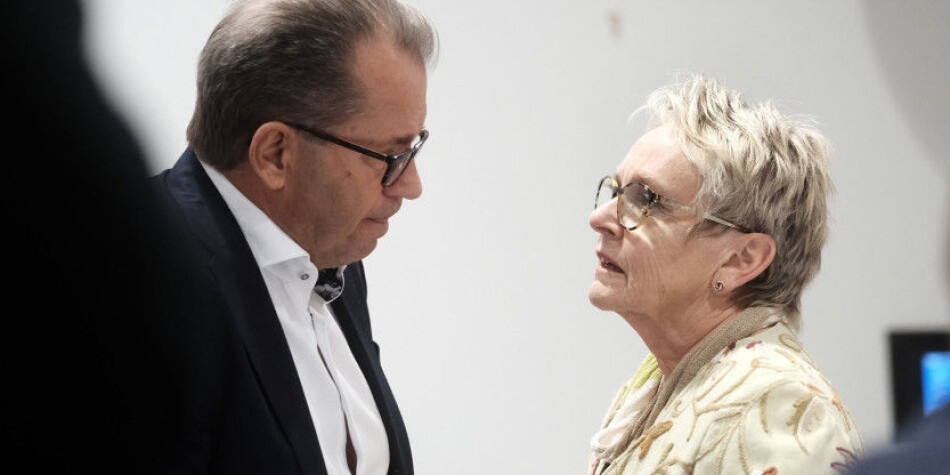 Styreleder Vigdis Moe Skarstein har signert sluttavtalen med tidligere rektor ved Nord universitet, Bjørn Olsen, etter godkjenning av Kunnskapsdepartementet. Foto: Ketil Blom Haugstulen Styreleder Vigdis Moe Skarstein har signert sluttavtalen med tidligere rektor ved Nord universitet, Bjørn Olsen, etter godkjenning av Kunnskapsdepartementet. Foto: Ketil Blom Haugstulen