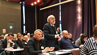 Rektor Petter Aasen ved Universitetet i Sørøst-Norge med både skryt og spøk. Foto: Tove Lie Rektor Petter Aasen ved Universitetet i Sørøst-Norge med både skryt og spøk. Foto: Tove Lie