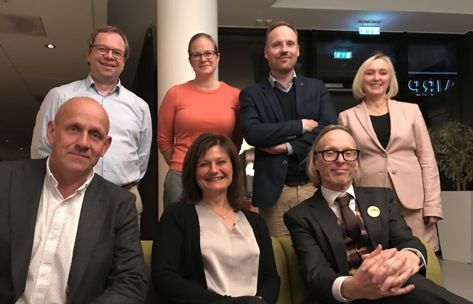 Styret i Nora, bak fra venstre: Kenneth Ruud, Rachel Thomas, Ole-Christoffer Granmo, Anne Cathrine Gjerde, Morten Dæhlen, Pinar Heggernes, Morten Irgens. Foto: Nora Styret i Nora, bak fra venstre: Kenneth Ruud, Rachel Thomas, Ole-Christoffer Granmo, Anne Cathrine Gjerde, Morten Dæhlen, Pinar Heggernes, Morten Irgens. Foto: Nora