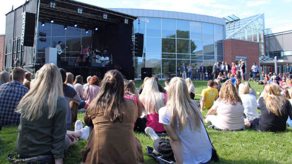 Studiestart ved Universitetet i Sørøst-Norge i Porsgrunn, der barnevernspedagogikkutdanningen holder til. Foto: USN Studiestart ved Universitetet i Sørøst-Norge i Porsgrunn, der barnevernspedagogikkutdanningen holder til. Foto: USN