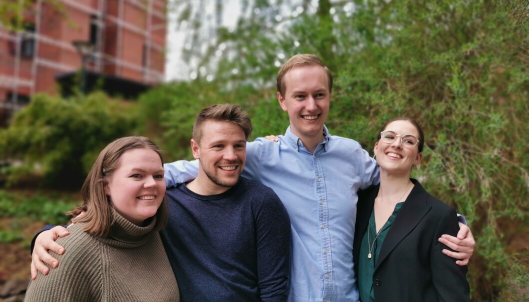 Nyvalgt arbeidsutvalg. F.v: Anna Rebekka Rommetvedt Løvmo, Marius Toresen, Ola Gimse Estenstad og Vilde Henningsgård. Foto: Studentparlamentet OsloMet Nyvalgt arbeidsutvalg. F.v: Anna Rebekka Rommetvedt Løvmo, Marius Toresen, Ola Gimse Estenstad og Vilde Henningsgård. Foto: Studentparlamentet OsloMet