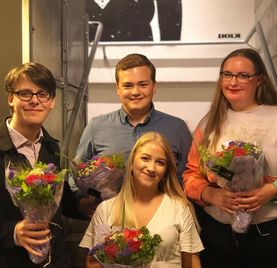 Det nye arbeidsutvalget til Studentparlamentet ved Universitetet i Bergen. Andreas Trohjell, Sandra Amalie Lid Krumsvik, Morten Stene og Tori Heitmann Jørgensen. Foto: Studentparlamentet UiB Det nye arbeidsutvalget til Studentparlamentet ved Universitetet i Bergen. Andreas Trohjell, Sandra Amalie Lid Krumsvik, Morten Stene og Tori Heitmann Jørgensen. Foto: Studentparlamentet UiB