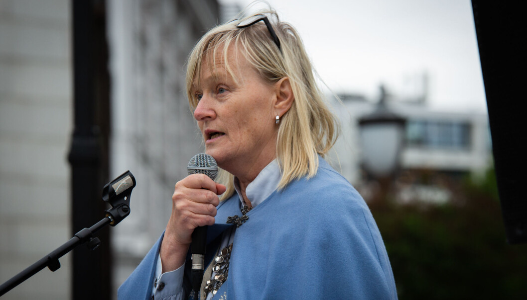 Ordfører i Nesna kommune, Hanne Davidsen, foreslår et eget fakultet under Nord universitet på Nesna. Hun mener navnet bør bli Helgelandsfakultetet. Ordfører i Nesna kommune, Hanne Davidsen, foreslår et eget fakultet under Nord universitet på Nesna. Hun mener navnet bør bli Helgelandsfakultetet.