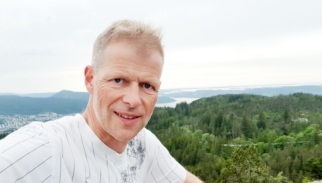 Kårstein Måseide har vært med å utvikle klimakalkulatoren fra Senter for klima og energiomstilling (CET). Selv reiser han ikke med fly verken i sommer eller resten av året. Kårstein Måseide har vært med å utvikle klimakalkulatoren fra Senter for klima og energiomstilling (CET). Selv reiser han ikke med fly verken i sommer eller resten av året.