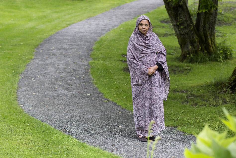 Intisar el-Zein Soughayroun (61) ser fram til å dra tilbake til et friere Sudan enn det hun forlot for få uker siden. Foto: Silje Katrine Robinson Intisar el-Zein Soughayroun (61) ser fram til å dra tilbake til et friere Sudan enn det hun forlot for få uker siden. Foto: Silje Katrine Robinson