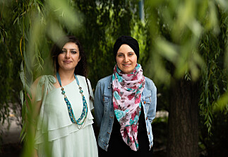 Samar Esmail (35) og Hiba Arabi (37) er to av mange syriske flyktninger som lykkes i det norske utdanningssystemet