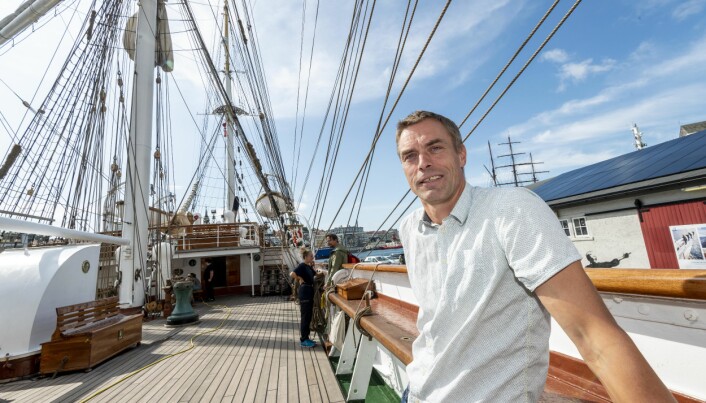 Tore Furevik er direktør for Bjerknessenteret, og den som først meinte at det var ein god idé å segla til Arendal. Det er meldt nordavind - godt seglingver - dei første dagane. Foto: Tor Farstad