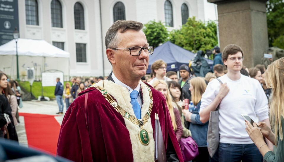 Rektor på Universitetet i Bergen Dag Rune Olsen under årets studiestart i Bergen. Foto: Tor Farstad