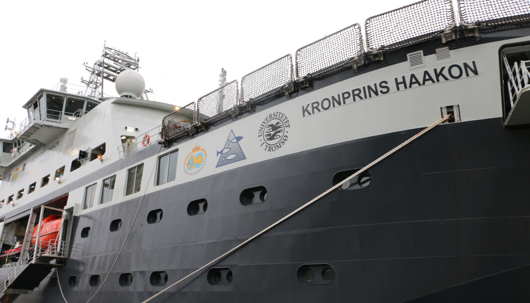 Tidligere rektor ved UiT Norges arktiske universitet, Jarle Aarbakke, er sterkt kritisk til at verdens mest avanserte forskningsfartøy «Kronprins Haakon» tas ut av forskningstokt til fordel for rene transportoppdrag, som hjelpeskip i Antarktis. Tidligere rektor ved UiT Norges arktiske universitet, Jarle Aarbakke, er sterkt kritisk til at verdens mest avanserte forskningsfartøy «Kronprins Haakon» tas ut av forskningstokt til fordel for rene transportoppdrag, som hjelpeskip i Antarktis.
