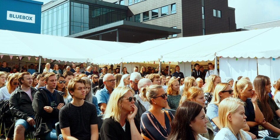 Fra studiestart for studentene på campus Grimstad, Universitetet i Agder. Foto: UiA Fra studiestart for studentene på campus Grimstad, Universitetet i Agder. Foto: UiA