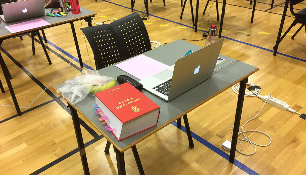 Sykepleierstudenten som ble utestengt i et år fra Universitetet i Agder for selvplagiering, fikk ikke medhold i sin anke til Felles klagenemd. Sykepleierstudenten som ble utestengt i et år fra Universitetet i Agder for selvplagiering, fikk ikke medhold i sin anke til Felles klagenemd.