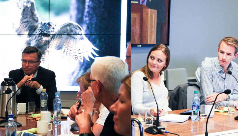 – Strategien skal sette en kurs for hva som er viktig for universitetet i Bergen, sa Dag Rune Olsen da han orienterte styret om strategiarbeidet på universitetsstyremøtet torsdag. Til høyre sitter studentrepresentantene Thea Sofie J. Grastveit og Magnus B. Nygaard.