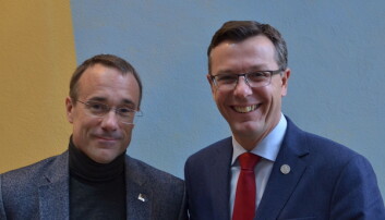 Rektorane Johann Roppen og Dag Rune Olsen frå Høgskulen i Volda og Universitetet i Bergen skal no verta samde om korleis språksamlingane skal delast mellom dei to institusjonane. Foto: pressefoto Rektorane Johann Roppen og Dag Rune Olsen frå Høgskulen i Volda og Universitetet i Bergen skal no verta samde om korleis språksamlingane skal delast mellom dei to institusjonane. Foto: pressefoto