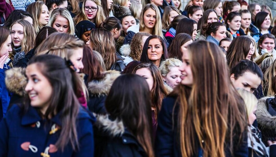 Et viktigere spørsmål enn om SSBs fremskrivninger er fra himmelen eller helvete er hvor nyttige de er. Men jeg mener nok de er fra helvete, fordi de kan forlede unge mennesker til ikke å velge et viktig yrke, mener Karl Øyvind Jordell. Et viktigere spørsmål enn om SSBs fremskrivninger er fra himmelen eller helvete er hvor nyttige de er. Men jeg mener nok de er fra helvete, fordi de kan forlede unge mennesker til ikke å velge et viktig yrke, mener Karl Øyvind Jordell.