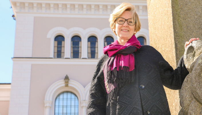 Anne Lise Fimreite ble headhuntet til styreverv i Danmark. Hennes etterfølger må søke stillingen som styremedlem ved Roskilde Universitet. Anne Lise Fimreite ble headhuntet til styreverv i Danmark. Hennes etterfølger må søke stillingen som styremedlem ved Roskilde Universitet.