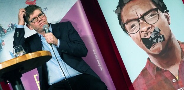 UiO-rektor Svein Stølen vil ikkje vere naiv. — Prestisje betyr noko. Men vi vil aldri i verda gjere strategiske val basert på rangeringar, seier han. Foto: Ola Sæther, Uniforum UiO-rektor Svein Stølen vil ikkje vere naiv. — Prestisje betyr noko. Men vi vil aldri i verda gjere strategiske val basert på rangeringar, seier han. Foto: Ola Sæther, Uniforum