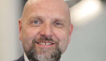 Tor Asmund Godal sier det var UiBs forslag å betale husleie i Bergen ett år, til familien etter planen skal flytte til Bergen. Foto: Erik Edland/TV2 Tor Asmund Godal sier det var UiBs forslag å betale husleie i Bergen ett år, til familien etter planen skal flytte til Bergen. Foto: Erik Edland/TV2