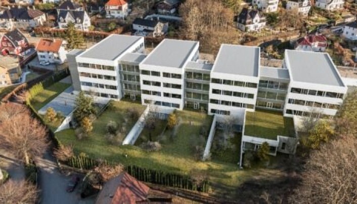 Slik blir ett av byggene i den nye helseklyngen «Alrek» på Årstad i Bergen. Førsteamanuensis Helge Holgersen er bekymret for at kapasiteten Institutt for klinisk psykologi har fått til rådighet ikke er tilstrekkelig for å opprettholde kvaliteten i studietilbudet. Illustrasjon: b+b Arkitekter Slik blir ett av byggene i den nye helseklyngen «Alrek» på Årstad i Bergen. Førsteamanuensis Helge Holgersen er bekymret for at kapasiteten Institutt for klinisk psykologi har fått til rådighet ikke er tilstrekkelig for å opprettholde kvaliteten i studietilbudet. Illustrasjon: b+b Arkitekter