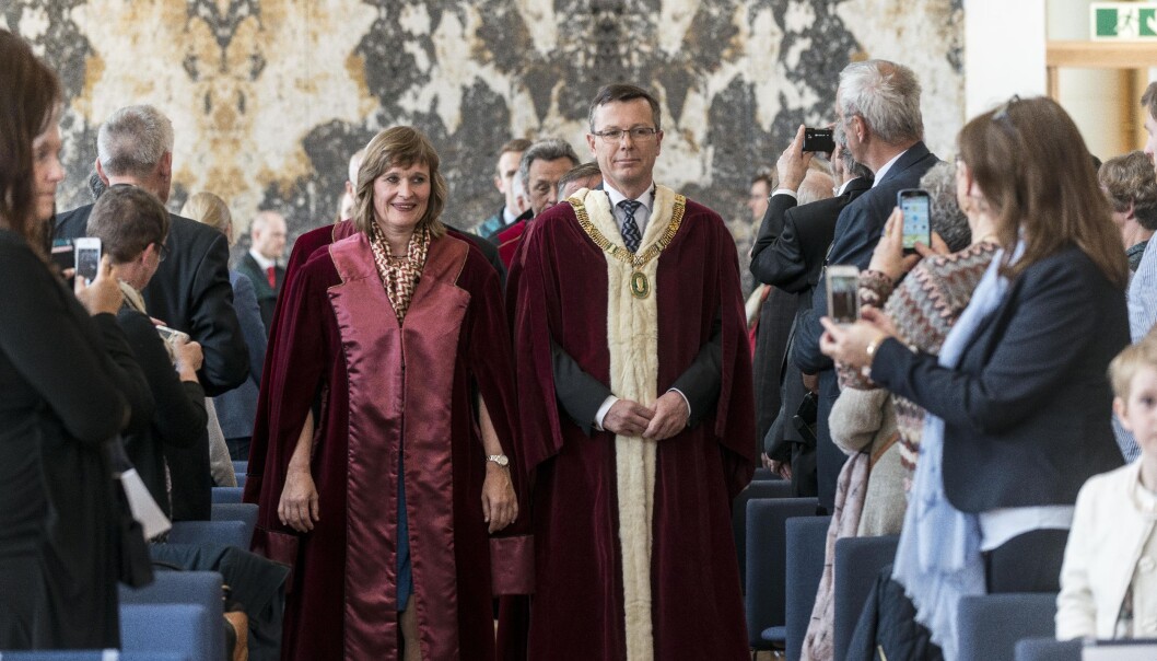 Oddrun Samdal og Dag Rune Olsen skriver at de nye studentene vil bli prioritert når universiteter og høgskoler gjennomfører studiestart. Oddrun Samdal og Dag Rune Olsen skriver at de nye studentene vil bli prioritert når universiteter og høgskoler gjennomfører studiestart.