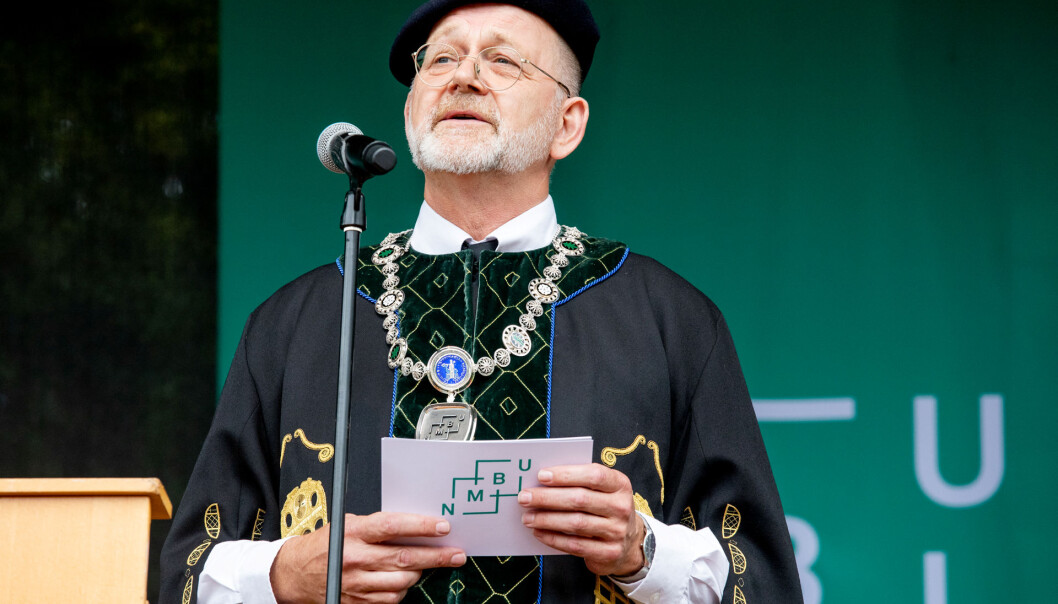 Sjur Baardsen er dagens ansatte rektor ved NMBU. En gruppe ansatte ved universitetet mener universitetet er best tjent med at rektor velges av ansatte og studenter. Sjur Baardsen er dagens ansatte rektor ved NMBU. En gruppe ansatte ved universitetet mener universitetet er best tjent med at rektor velges av ansatte og studenter.