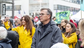 Rektor Dag Rune Olsen stilte opp for Klimabrølet i Bergen fredag. Foto: Tor Farstad Rektor Dag Rune Olsen stilte opp for Klimabrølet i Bergen fredag. Foto: Tor Farstad
