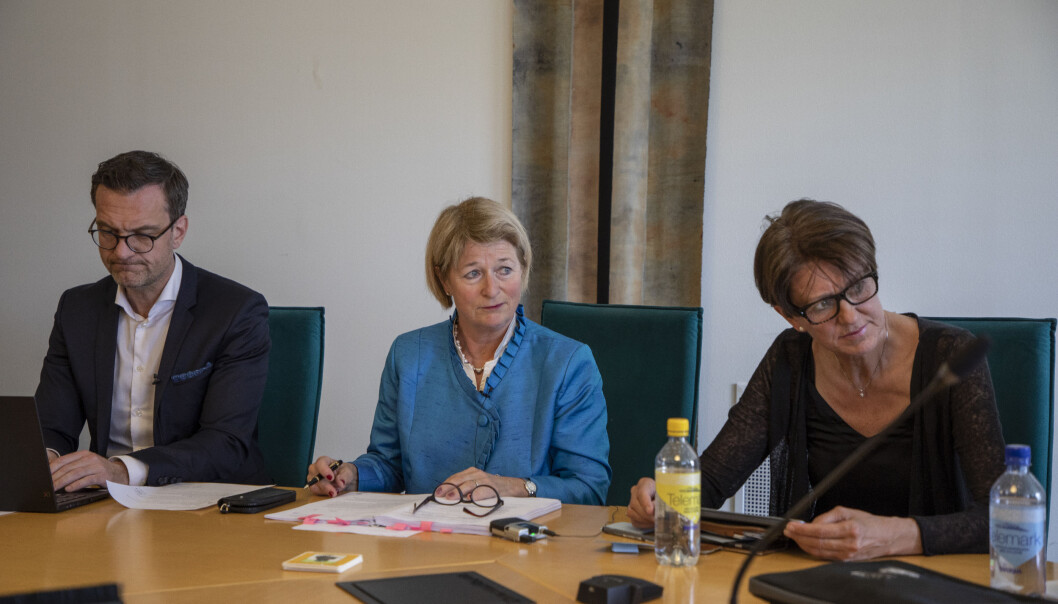 Universitetsdirektør Jørgen Fossland, rektor Anne Husebekk og prorektor Wenche Jakobsen har fått fart på pengebruken på universitetet Universitetsdirektør Jørgen Fossland, rektor Anne Husebekk og prorektor Wenche Jakobsen har fått fart på pengebruken på universitetet