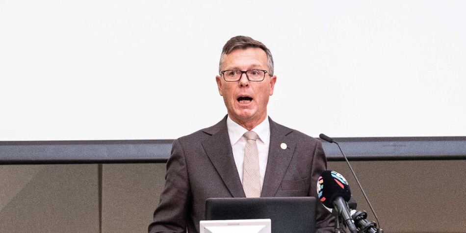 Kanskje er tiden inne for en mer radikal nytenkning rundt praksisstudienes plass og utforming i bachelor- og masterprogrammene, slik at praksis som et knapphetsgode kan brukes mer optimalt enn i dag, foreslår leder i Universitets- og høgskolerådet, Dag Rune Olsen. Foto: Siri Øverland Eriksen. Kanskje er tiden inne for en mer radikal nytenkning rundt praksisstudienes plass og utforming i bachelor- og masterprogrammene, slik at praksis som et knapphetsgode kan brukes mer optimalt enn i dag, foreslår leder i Universitets- og høgskolerådet, Dag Rune Olsen. Foto: Siri Øverland Eriksen.