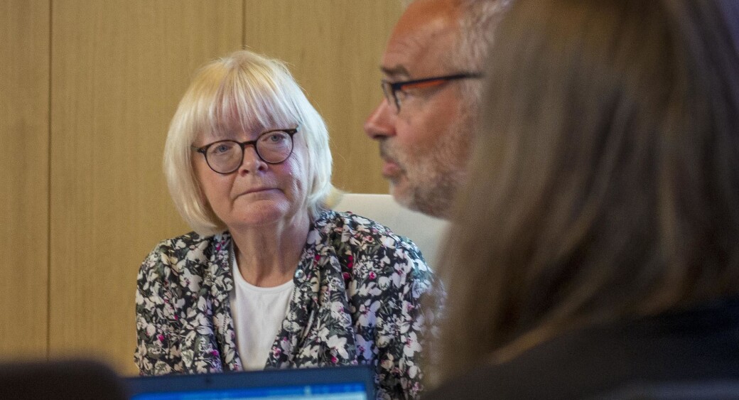 Rektor Berit Rokne og styret sørger for å ta godt vare på nynorsk språk på Høgskulen på Vestlandet (HVL). Men heller ikke HVL oppfyller kravene i mållova, siden andelen bokmål er under 25 prosent i minst en av kategoriene som måles av Språkrådet. Rektor Berit Rokne og styret sørger for å ta godt vare på nynorsk språk på Høgskulen på Vestlandet (HVL). Men heller ikke HVL oppfyller kravene i mållova, siden andelen bokmål er under 25 prosent i minst en av kategoriene som måles av Språkrådet.