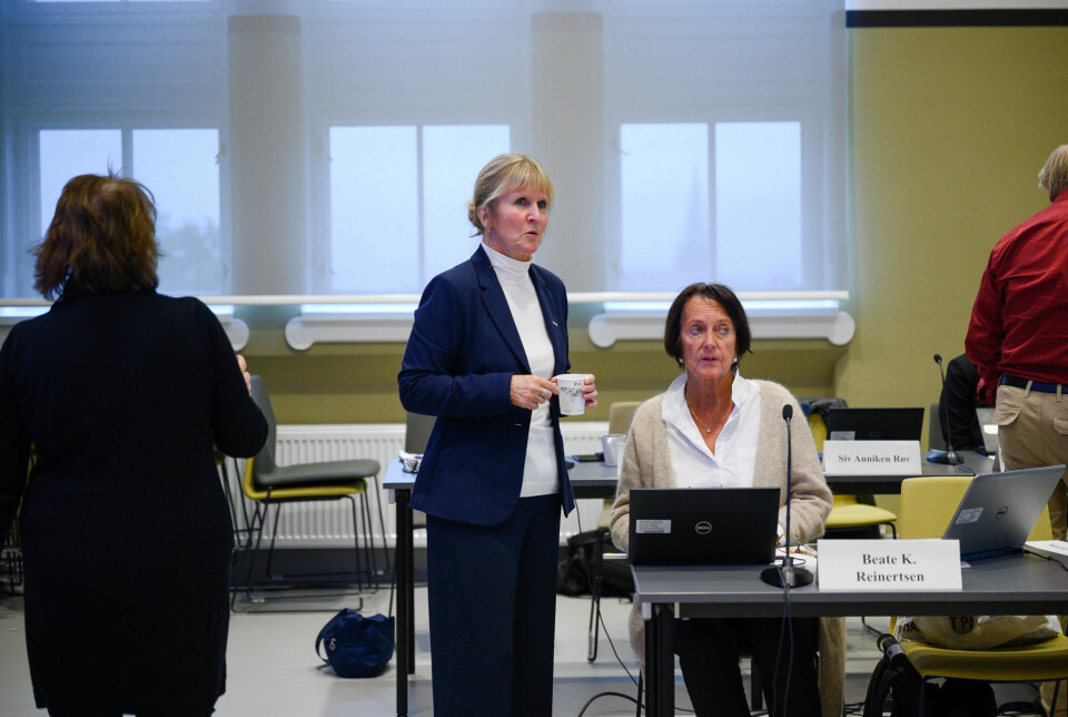 Ida Munkeby (i midten) fratrer sin stilling som organisasjonsdirektør i august. For å erstatte henne og nåværende økonomi- og eiendomsdirektøren blir det nå opprettet en ny 'superstilling'.