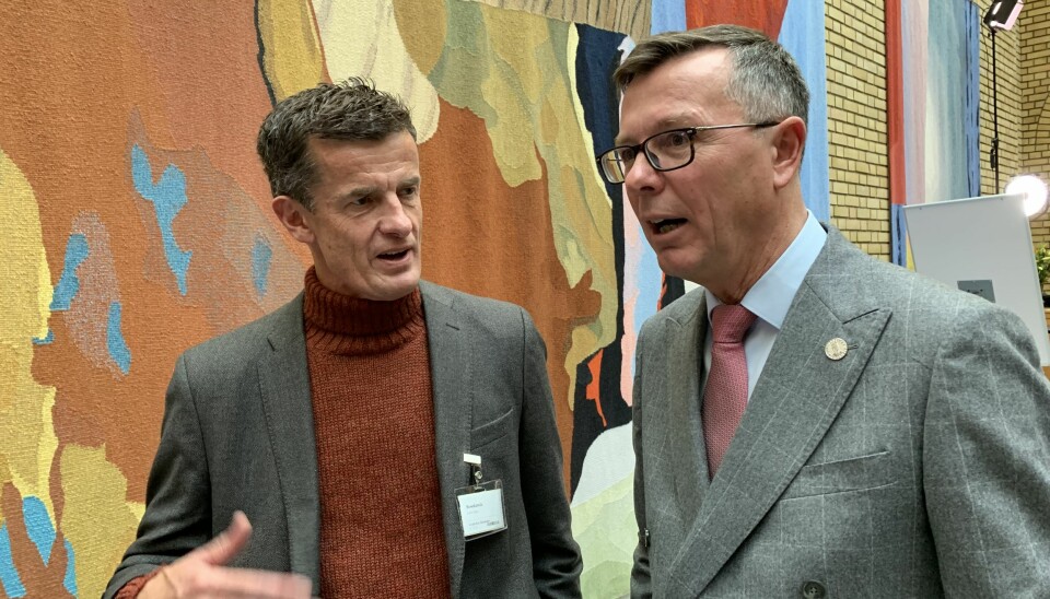 UiS-rektor Klaus Mohn (til venstre) vil gjerne ha noko UiB-rektor Dag Rune Olsen allereie har: Medisinutdanning