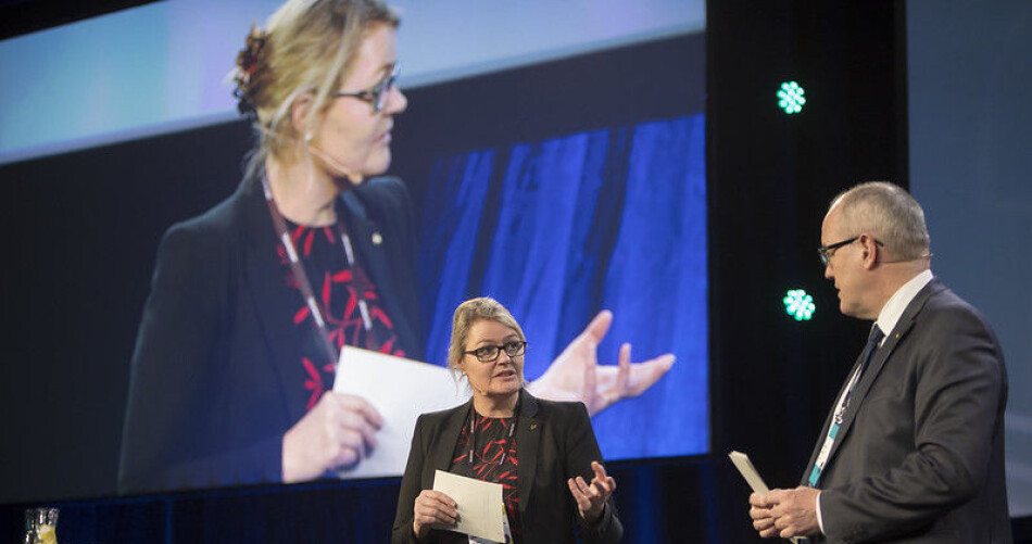 Prorektor for nyskaping ved NTNU, Toril Hernes. Her sammen med avgått rektor, Gunnar Bovim. Foto: Thor Nielsen Prorektor for nyskaping ved NTNU, Toril Hernes. Her sammen med avgått rektor, Gunnar Bovim. Foto: Thor Nielsen