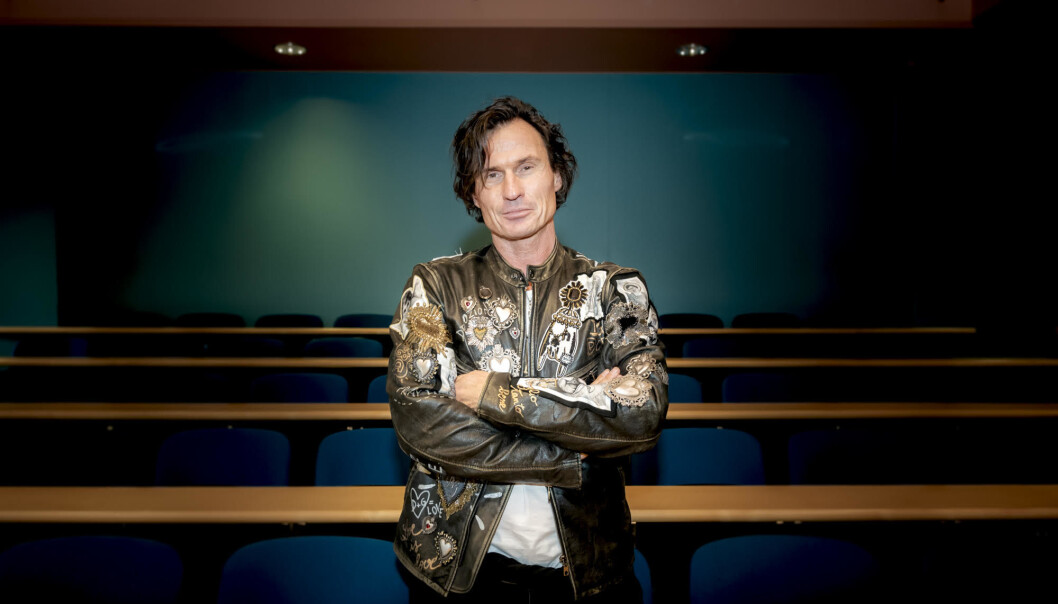 Petter Stordalens hotellkjede Nordic Choice Hotels velger nå å gi studenter i bolignød et tilbud om hotellrom til en billigere pris. Petter Stordalens hotellkjede Nordic Choice Hotels velger nå å gi studenter i bolignød et tilbud om hotellrom til en billigere pris.