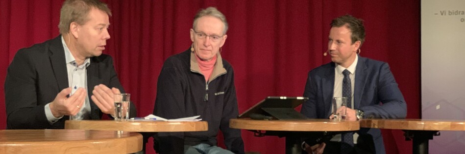 Torberg Falch, leder av Institutt for lærerutdanning på NTNU, og Tor Egil Førland, instituttleder ved Universitetet i Oslo (UiO). Her sammen med Gard Sandaker-Nielsen, kommunikasjonsdirektør, Nokut. Foto: Eva Tønnessen Torberg Falch, leder av Institutt for lærerutdanning på NTNU, og Tor Egil Førland, instituttleder ved Universitetet i Oslo (UiO). Her sammen med Gard Sandaker-Nielsen, kommunikasjonsdirektør, Nokut. Foto: Eva Tønnessen