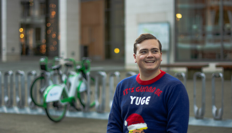 Andreas Trohjell, leder for Studentparlamentet ved Universitetet i Bergen, ønsker seg opptak av forelesninger til jul. Foto: