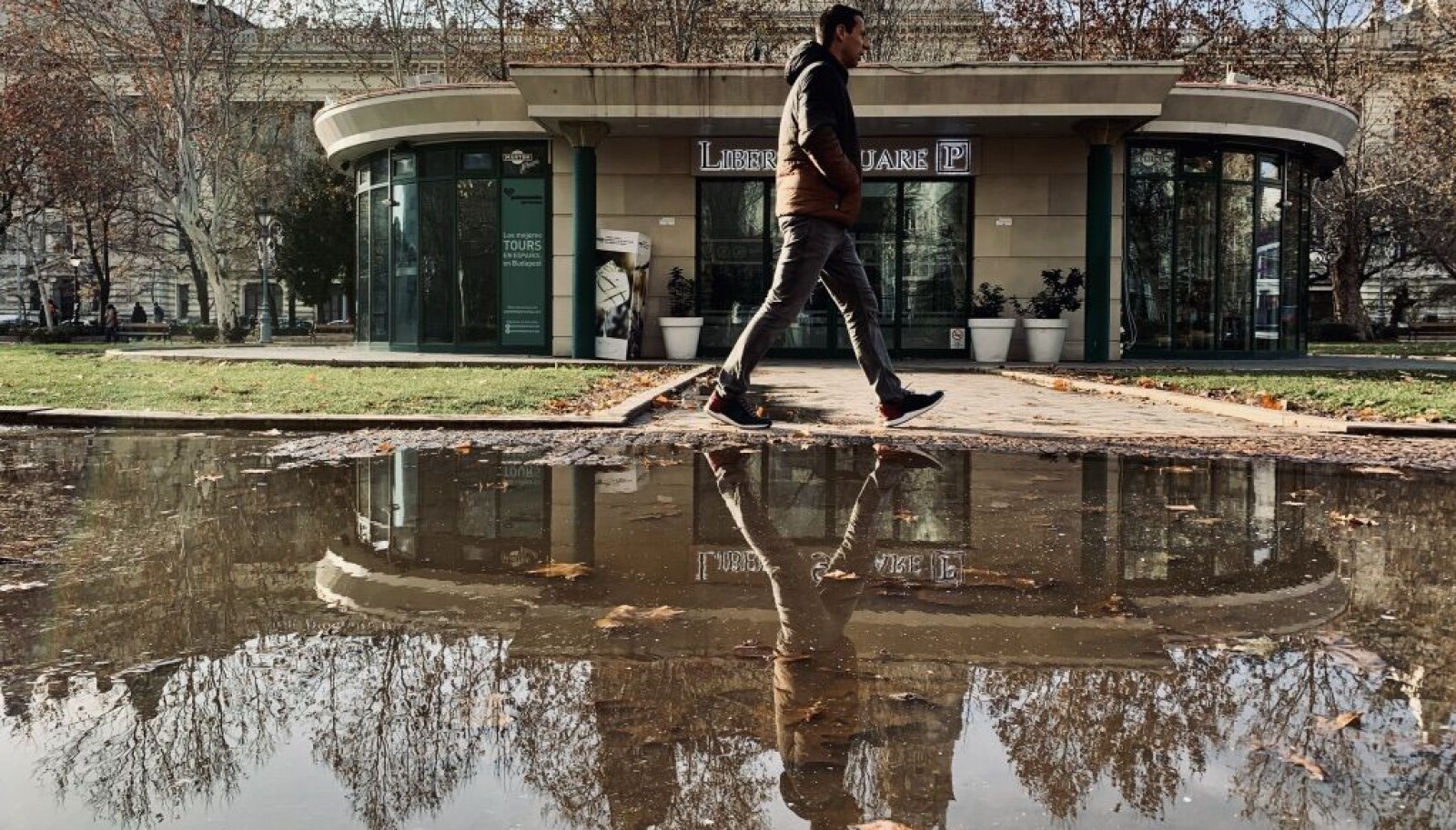 Ungarn har en vanskelig historie som det er lett å spille på i populistisk retning, sier Olav Berstad. Bildet er fra sentrum av Budapest. Foto: Espen Løkeland-Stai Ungarn har en vanskelig historie som det er lett å spille på i populistisk retning, sier Olav Berstad. Bildet er fra sentrum av Budapest. Foto: Espen Løkeland-Stai