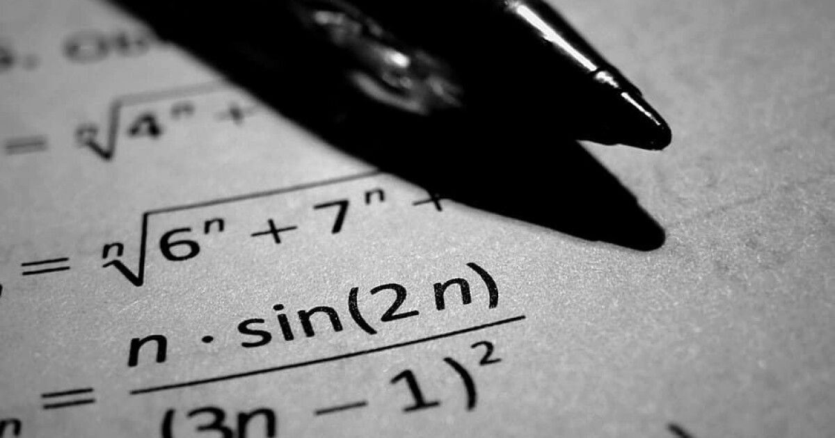 Four out of ten student teachers failed mathematics