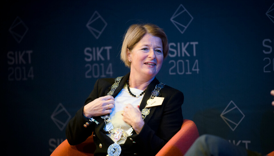 Universitetsrektor i Tromsø, Anne Husebekk (bildet), er en av flere som har irritert Atle Simonsen ifølge hans innlegg.