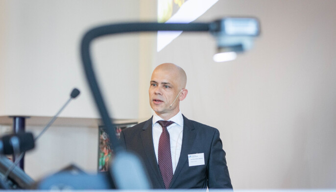 Lars-Petter Jelsness-Jørgensen var valgt rektor ved Høgskolen i Østfold. Nå er han ansatt. Systemet legger opp til karriererektorer, mener han. Lars-Petter Jelsness-Jørgensen var valgt rektor ved Høgskolen i Østfold. Nå er han ansatt. Systemet legger opp til karriererektorer, mener han.
