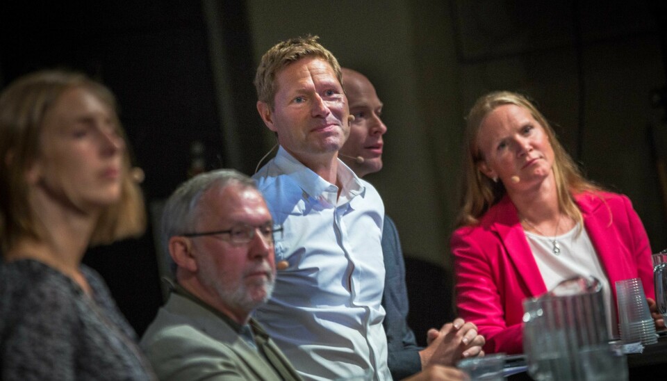 Sveinung Skule i panel blant annet med Iselin Nybø, Harald Stanghelle og lengst til høyre daværende uhr-leder og NMBU.rektor, Mari Sundli Tveit.